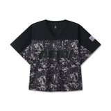 flatlay Ion-Mesh™ Crop Jersey in black with pixel camo pattern, front view