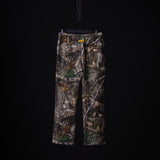 flatlay FA'23 Training Division Jogger in realtree camouflage, front view